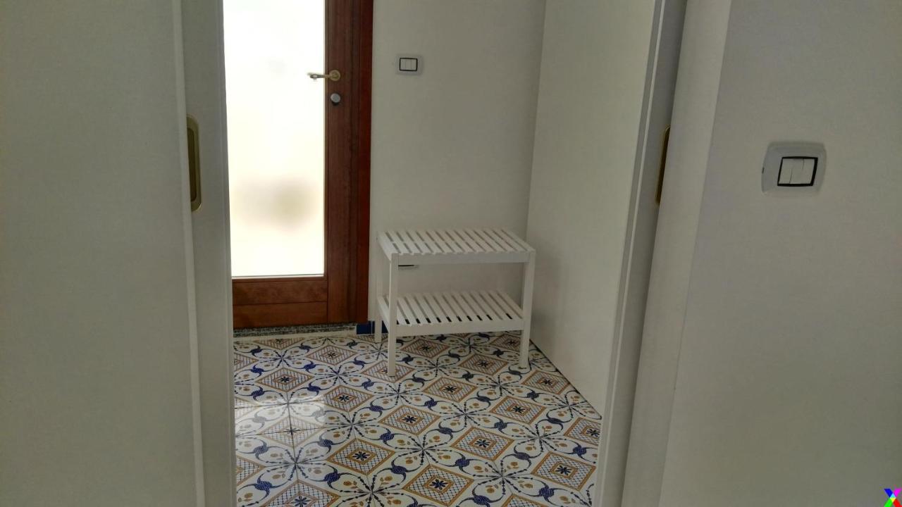 Villa Mary - Apartments Trani Eksteriør billede